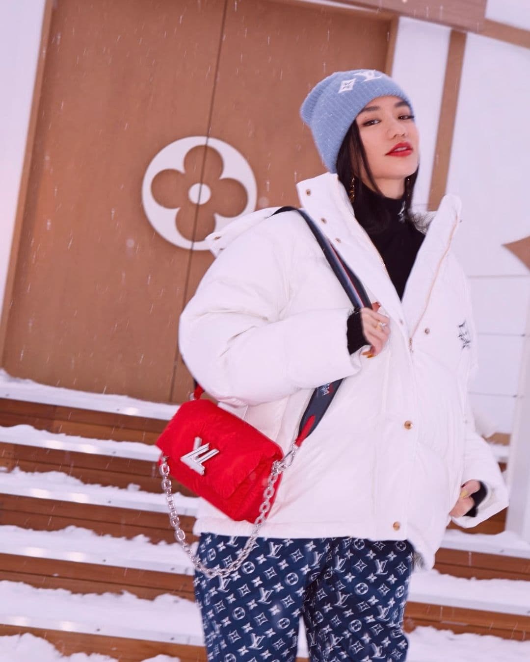 How Niseko transformed from a local ski resort into a globally recognized luxury winter destination brand, attracting international visitors and investment.