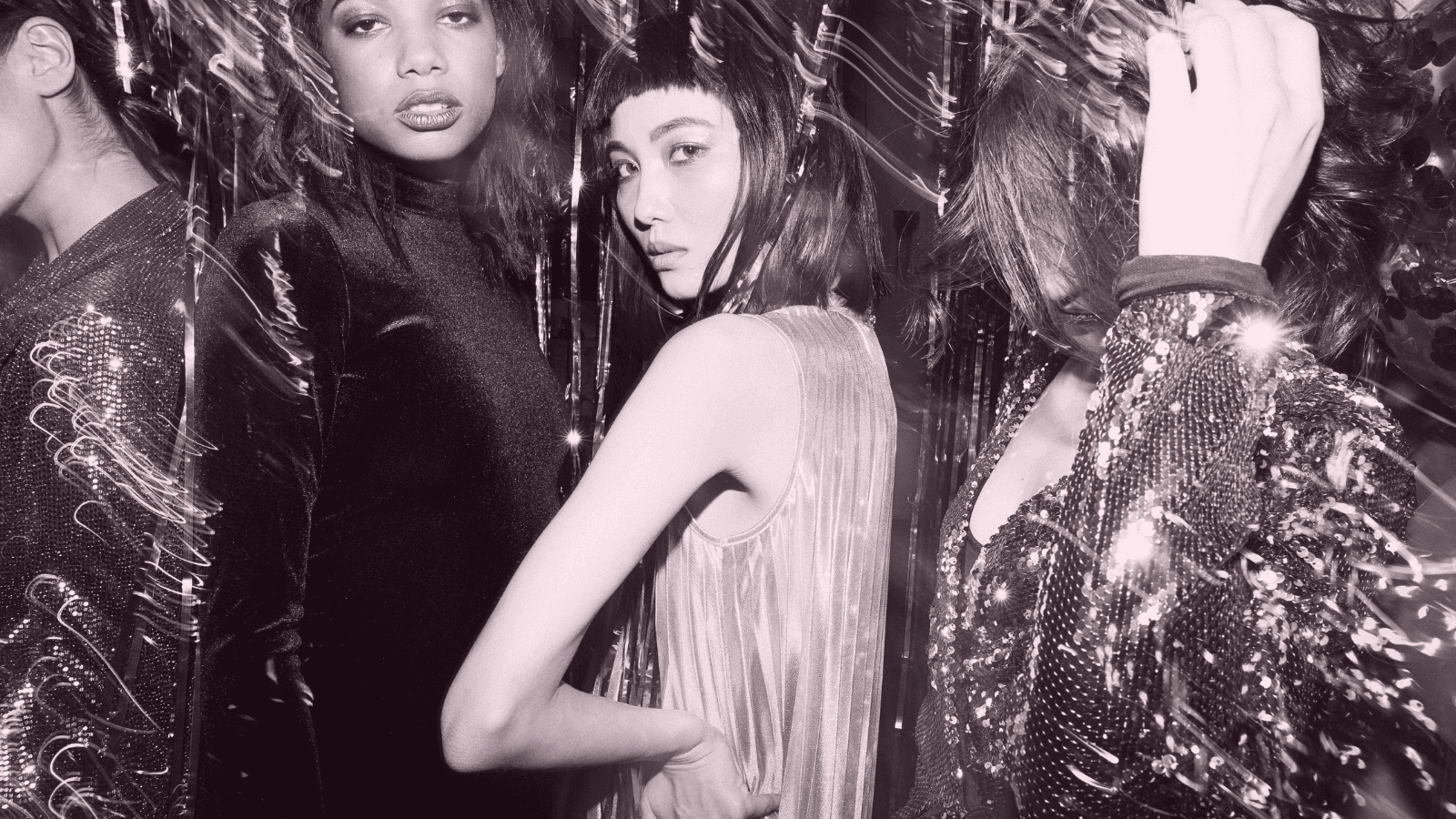 表参道と銀座 — 東京におけるラグジュアリーブランドの旗艦店、百貨店、セレクトショップが立ち並ぶ街並み