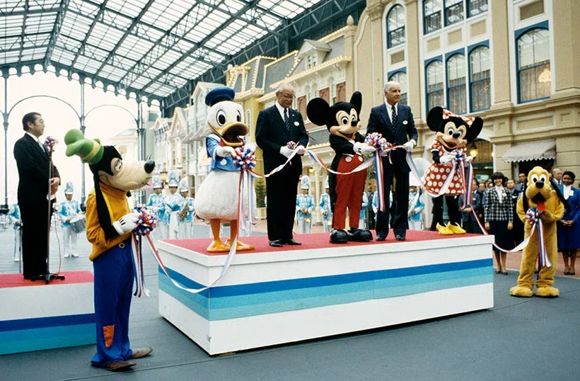 Opening day atmosphere at Tokyo Disneyland in 1983